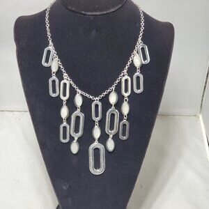 Vetta silver Link necklace with a central decorative element